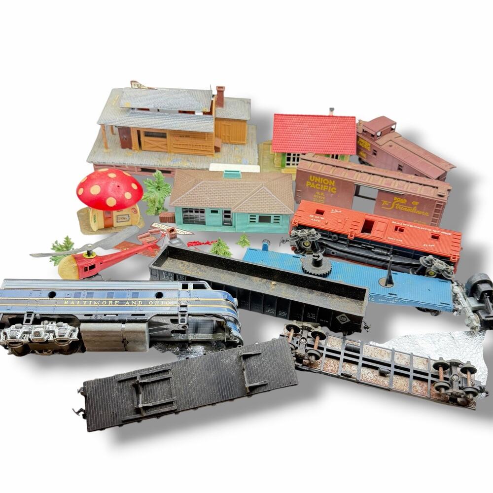 HO Parts Repairs Train Set Houses Engine Helicopter Refurbish Boxcar Vintage